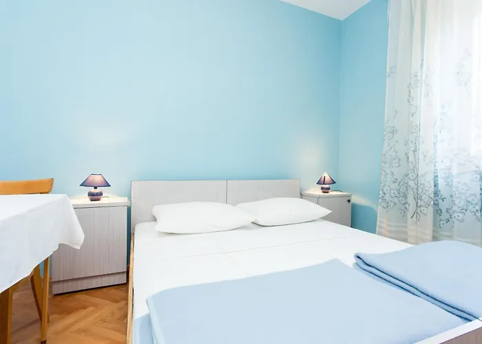 Apartament With Parking Space Punat, Krk - 24852 *