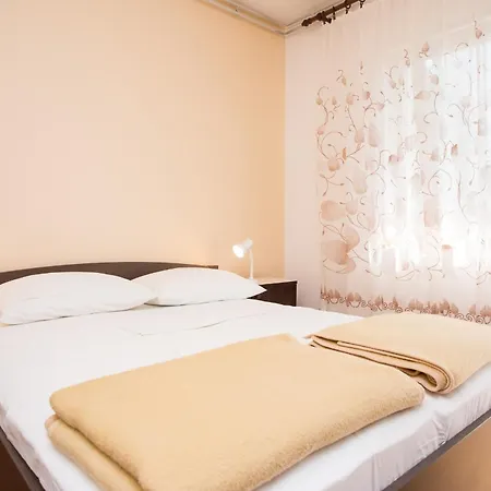 With Parking Space Punat, Krk - 24852 普纳特